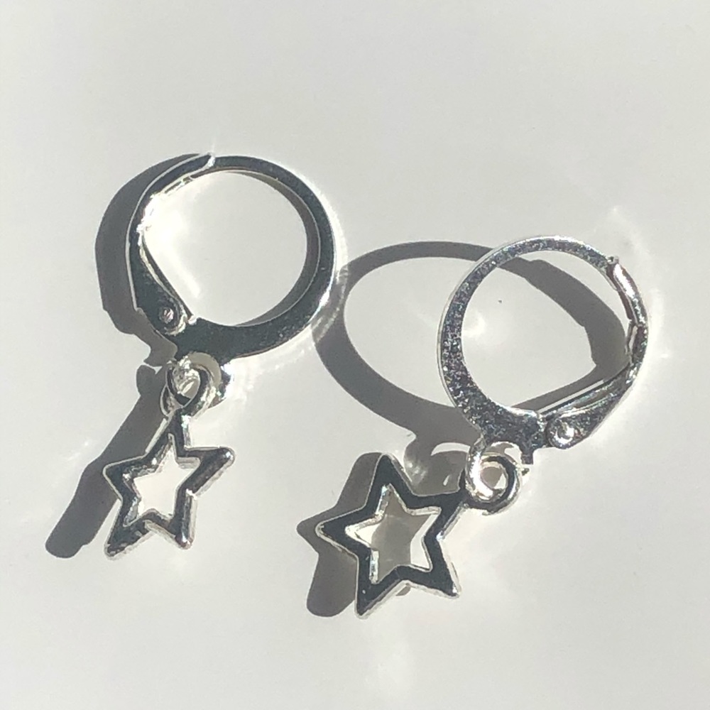 silver star hoop earrings